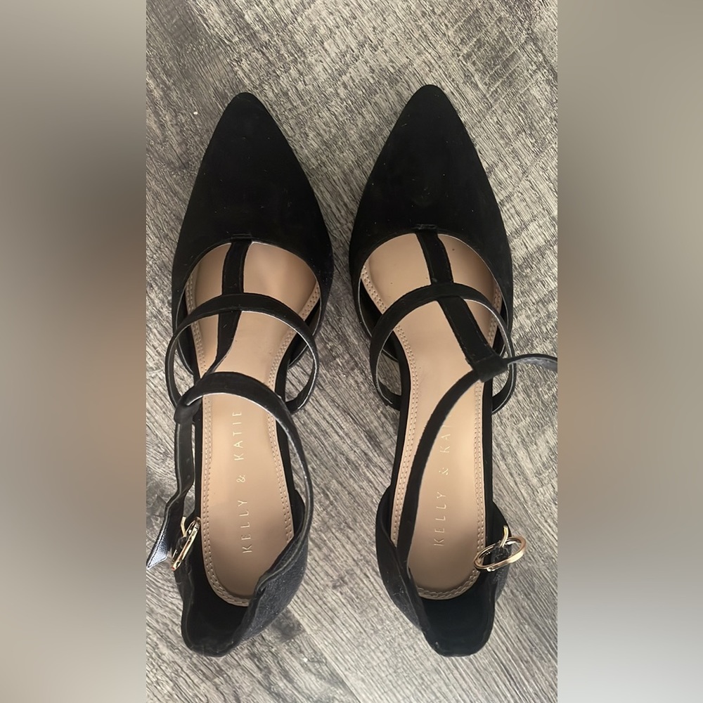 Kelly & Katie black suede pointed toe kitten heels